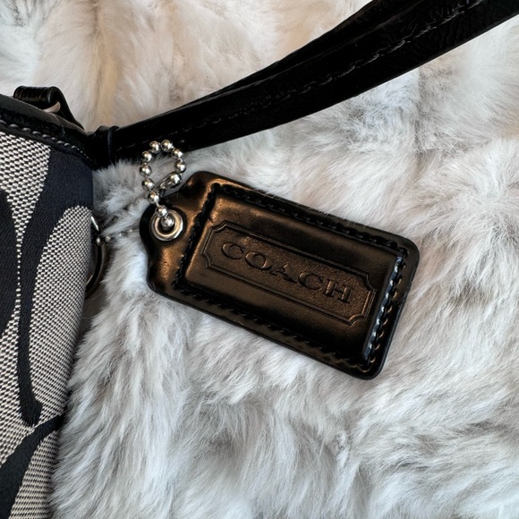 COACH #F21905 Signature Stripe Duffle Signature Canvas Black/Grey - Picture 7 of 8